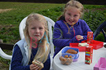 Badyhoeve is een terrein dat tot 3kinderen en hun pony's met de hond Djackson behoort.