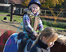 Badyhoeve is een terrein dat tot 3kinderen en hun pony's met de hond Djackson behoort.