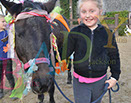 Badyhoeve is een terrein dat tot 3kinderen en hun pony's met de hond Djackson behoort.