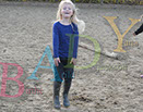 Badyhoeve is een terrein dat tot 3kinderen en hun pony's met de hond Djackson behoort.