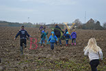 Badyhoeve is een terrein dat tot 3kinderen en hun pony's met de hond Djackson behoort.