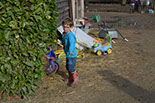 Badyhoeve is een terrein dat tot 3kinderen en hun pony's met de hond Djackson behoort.