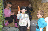 Badyhoeve is een terrein dat tot 3kinderen en hun pony's met de hond Djackson behoort.