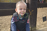 Badyhoeve is een terrein dat tot 3kinderen en hun pony's met de hond Djackson behoort.