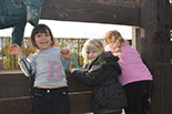 Badyhoeve is een terrein dat tot 3kinderen en hun pony's met de hond Djackson behoort.