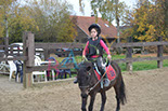 Badyhoeve is een terrein dat tot 3kinderen en hun pony's met de hond Djackson behoort.