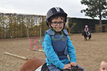 Badyhoeve is een terrein dat tot 3kinderen en hun pony's met de hond Djackson behoort.