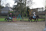 Badyhoeve is een terrein dat tot 3kinderen en hun pony's met de hond Djackson behoort.