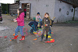 Badyhoeve is een terrein dat tot 3kinderen en hun pony's met de hond Djackson behoort.